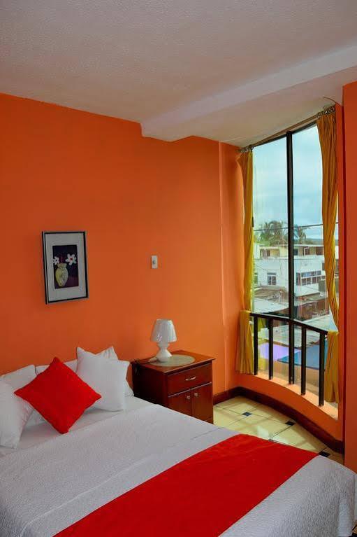 Hostal Carliza Puerto Ayora  Exteriér fotografie