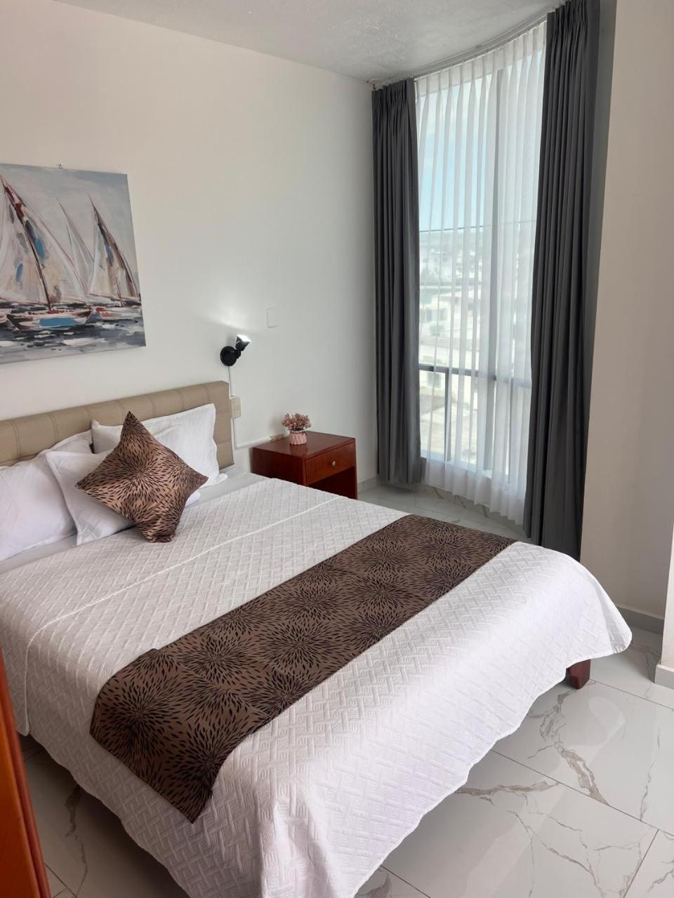 Hostal Carliza Puerto Ayora  Exteriér fotografie
